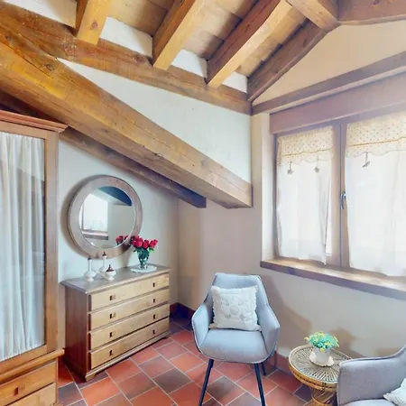 La Fuente Del Junco *