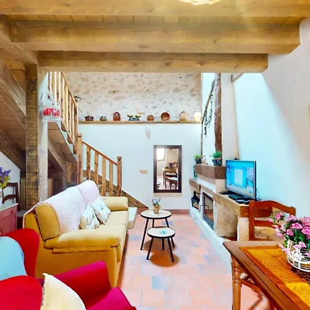 La Fuente Del Junco * Caballar