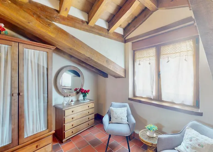 La Fuente Del Junco *