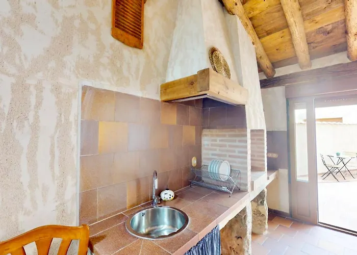 La Fuente Del Junco Caballar