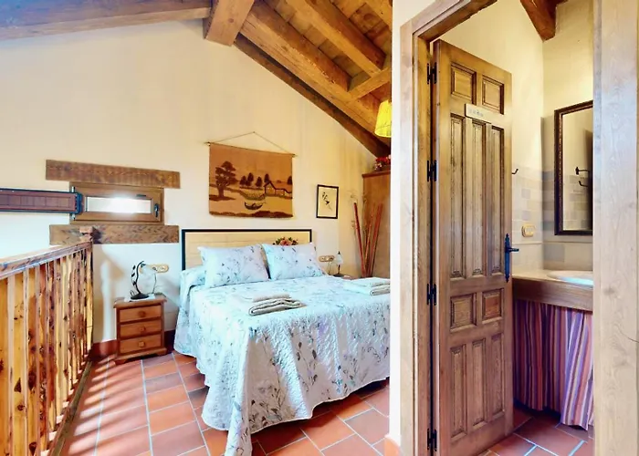 La Fuente Del Junco *